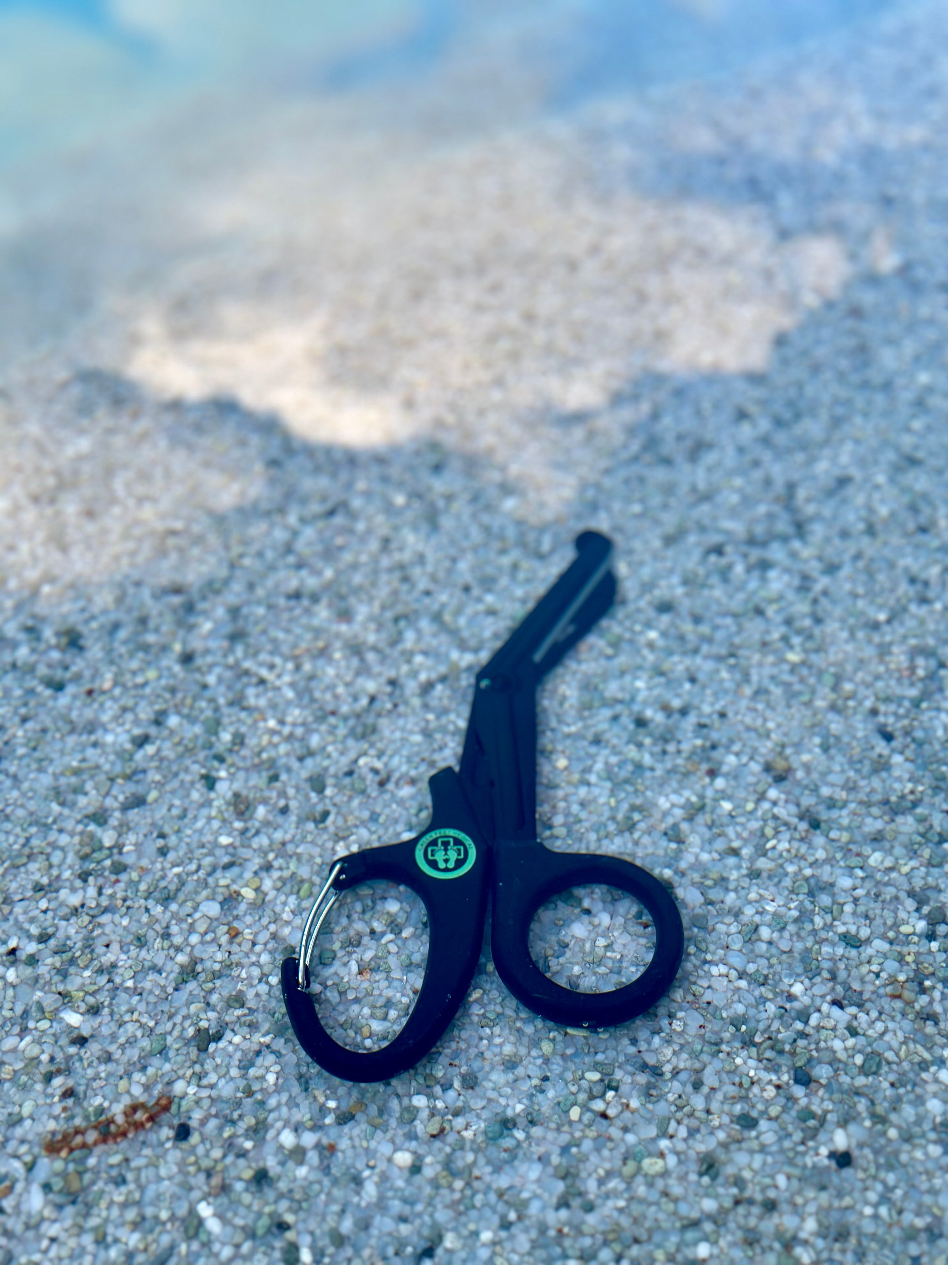Green Feet Trauma Shears (7.25")